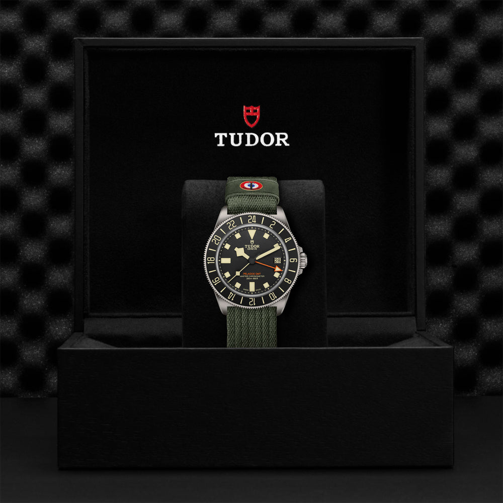 Pelegos FXD GMT variant Pursuit