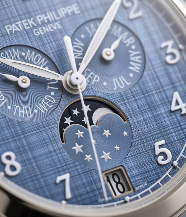 Complications Annual Calendar & Moon Phases 4946G-001