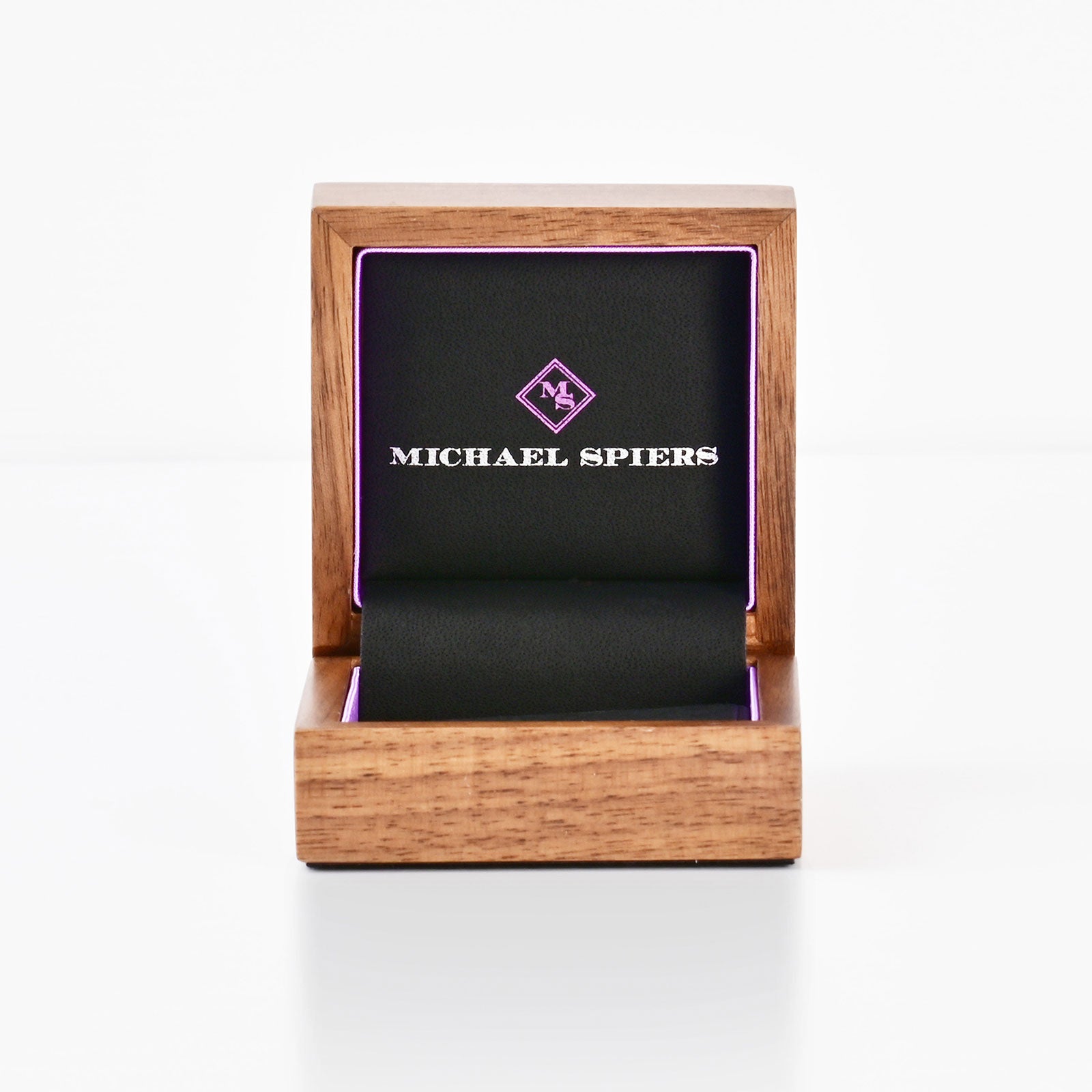 Aya 18ct Yellow Gold White Quartz Earrings simple Pursuit