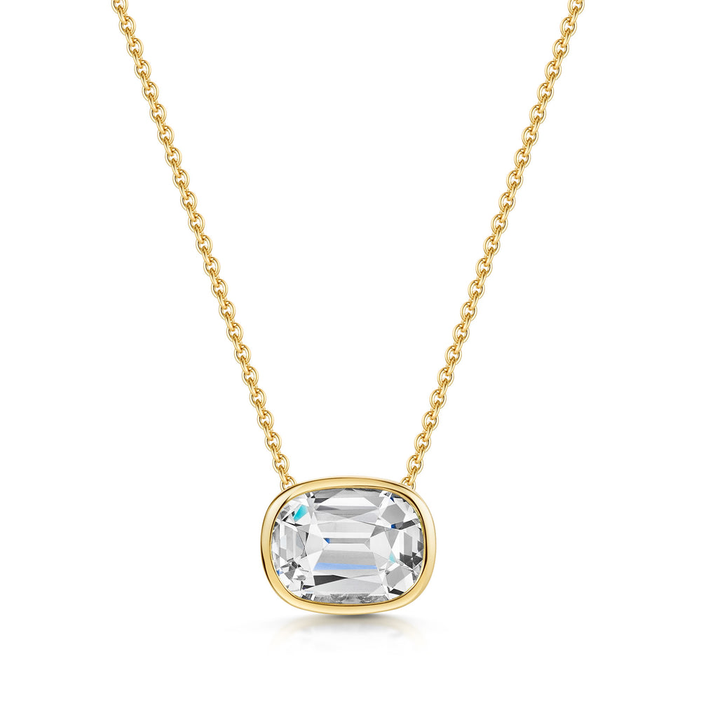 Aya 18ct Yellow Gold White Quartz Pendant simple Pursuit