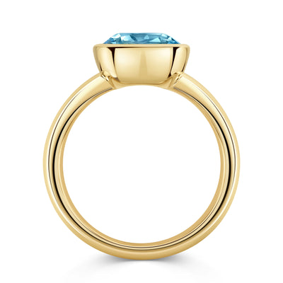 Aya 18ct Yellow Gold Sky Blue Topaz Ring simple Pursuit
