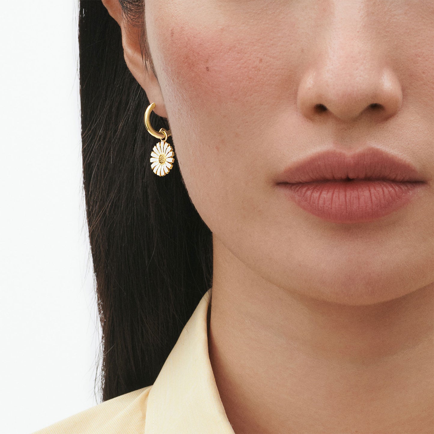 Daisy Gold Plated Silver & White Enamel Drop Earrings simple Pursuit