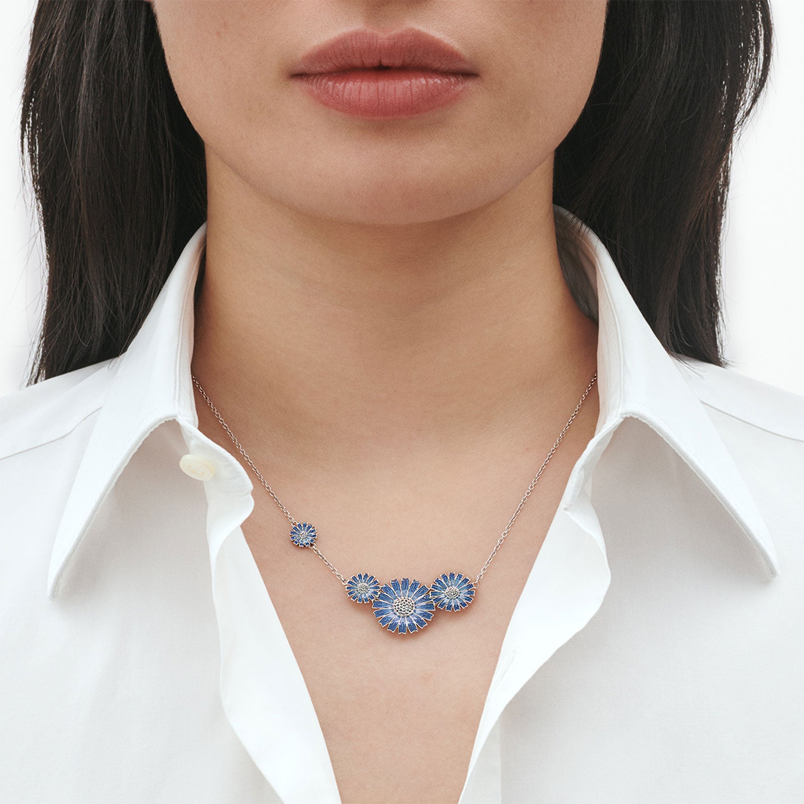 Daisy Silver & Blue Enamel Necklace simple Pursuit