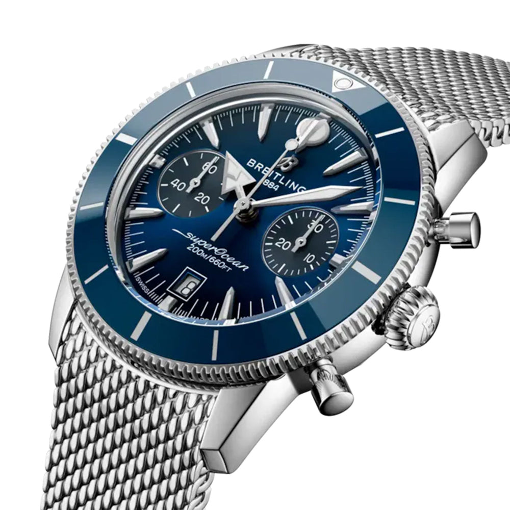Superocean Heritage B01 Chronograph 42 variant Pursuit