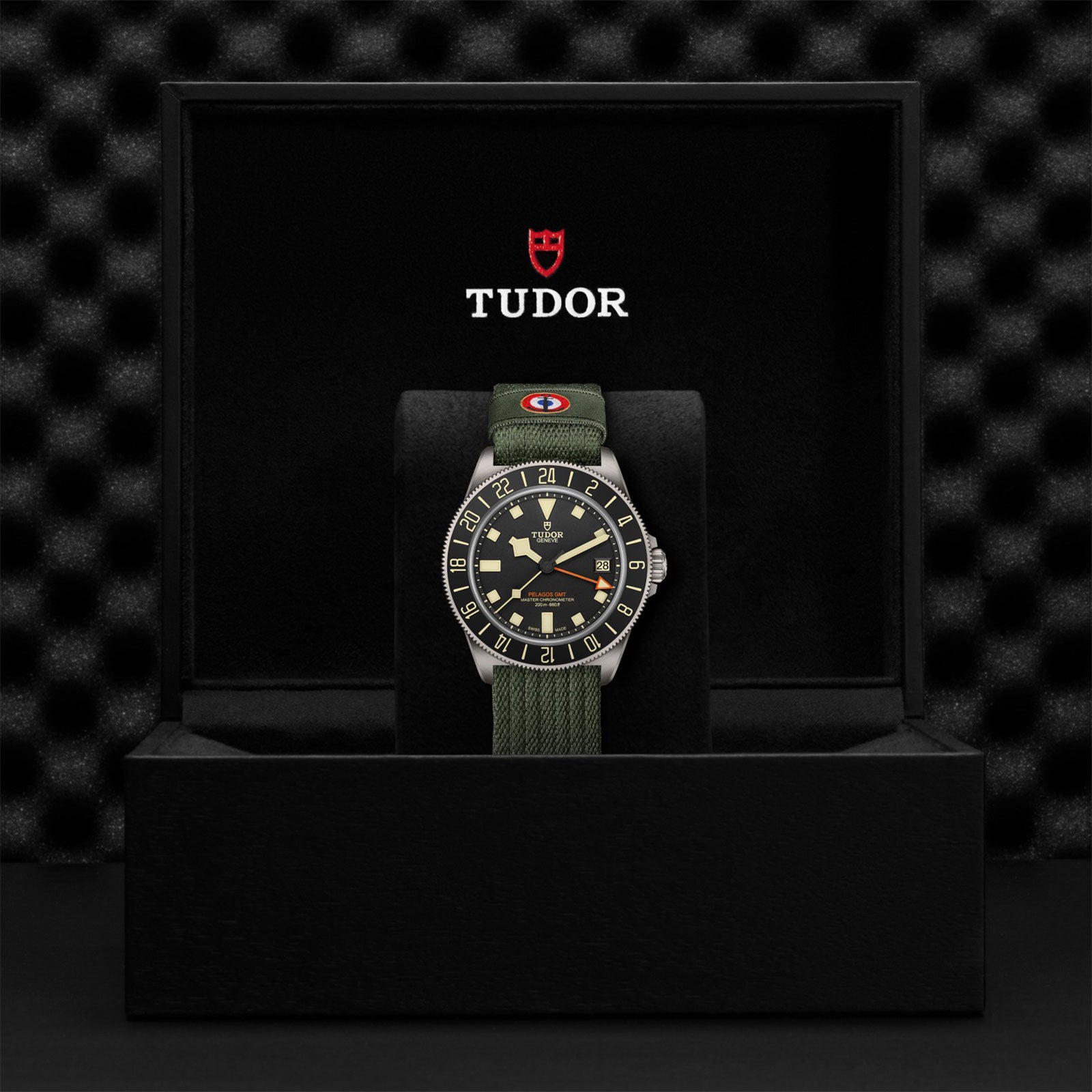 Pelagos FXD GMT 42mm variant Pursuit