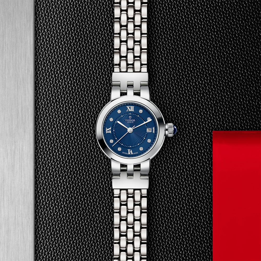 Clair De Rose 26mm variant Pursuit