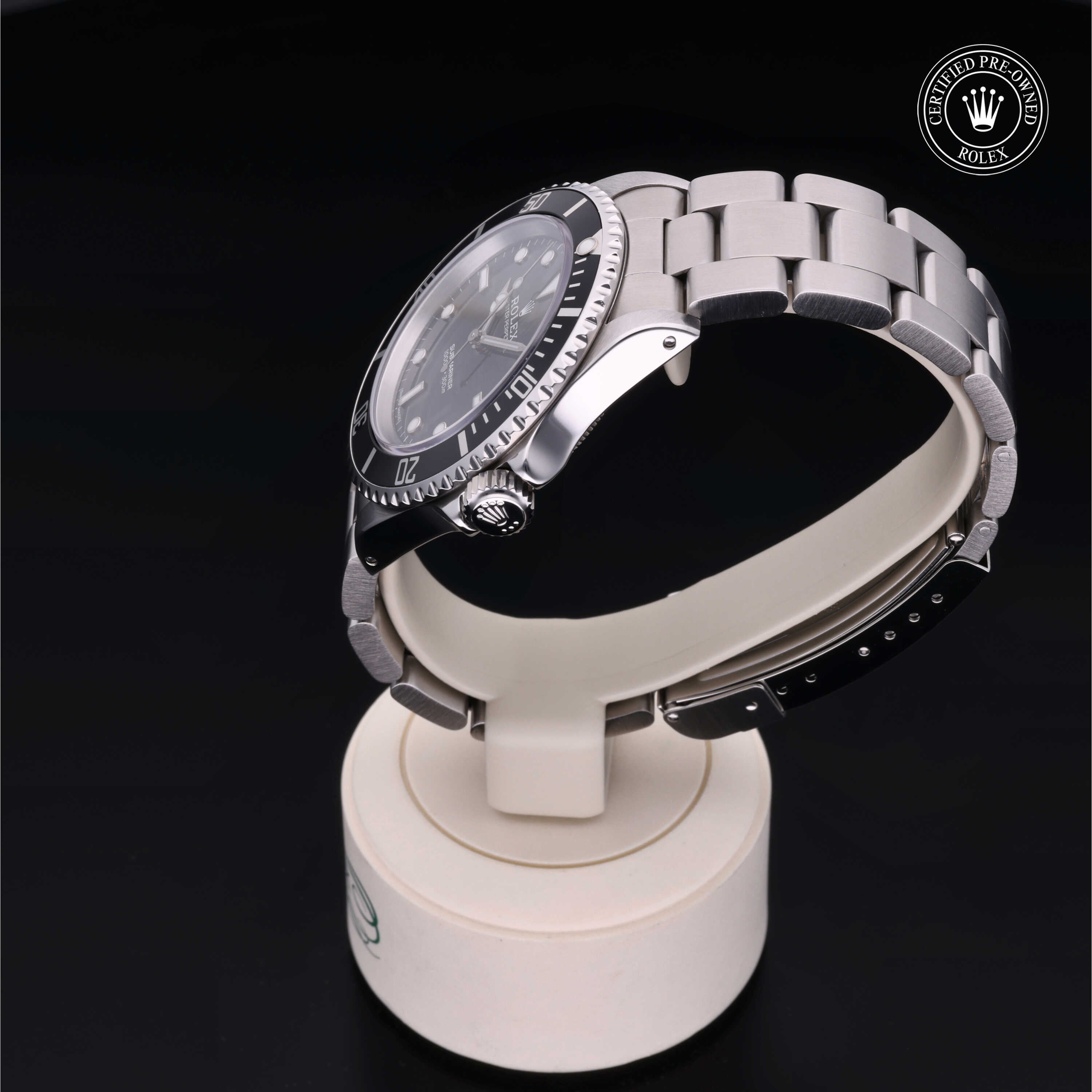 Rolex Certified Pre-Owned Submariner 40mm 14060 N119897 simple Pursuit