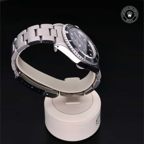 Rolex Certified Pre-Owned Submariner 40mm 14060 N119897 simple Pursuit