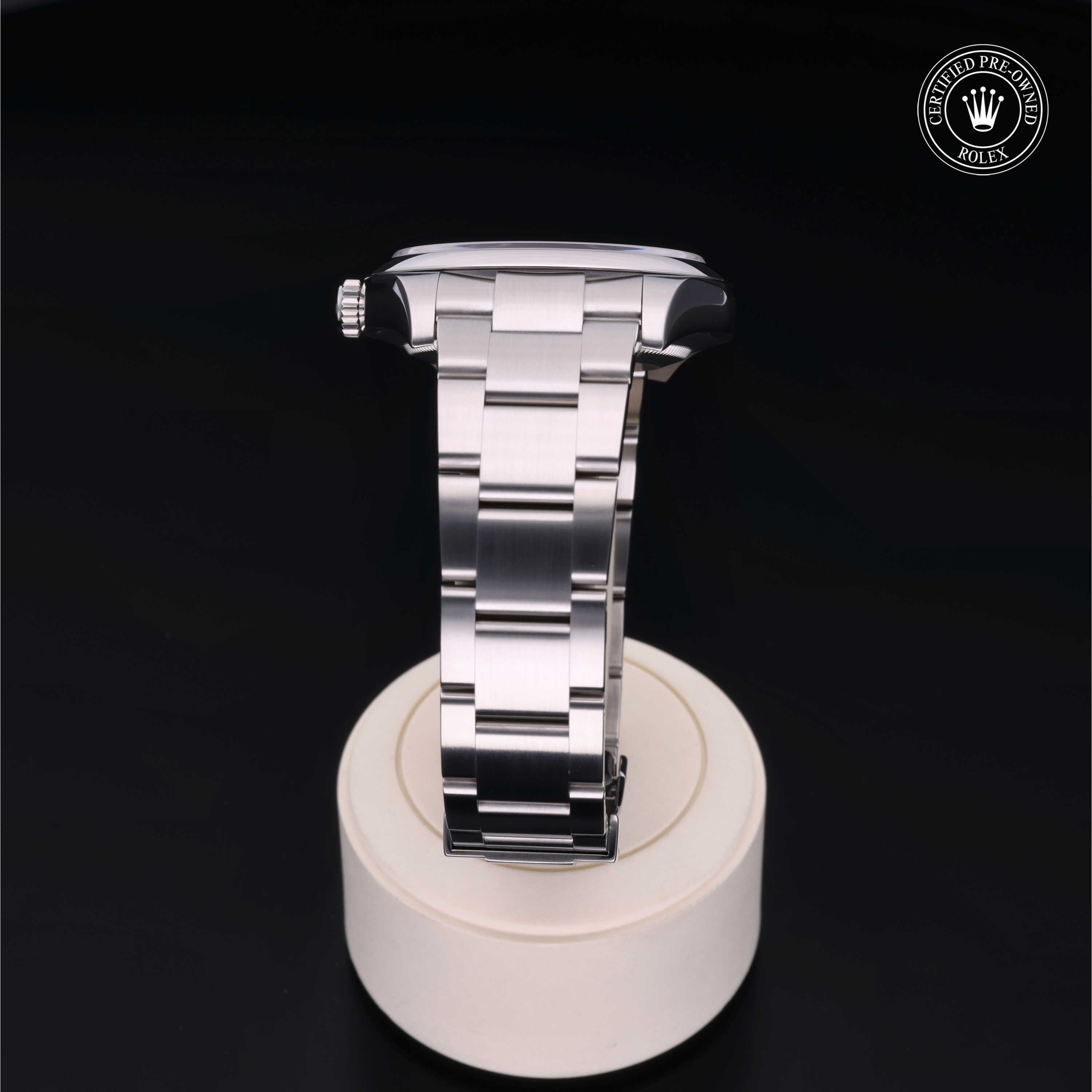 Rolex Certified Pre-Owned Oyster Perpetual 39mm 114300 9010S4R9 simple Pursuit