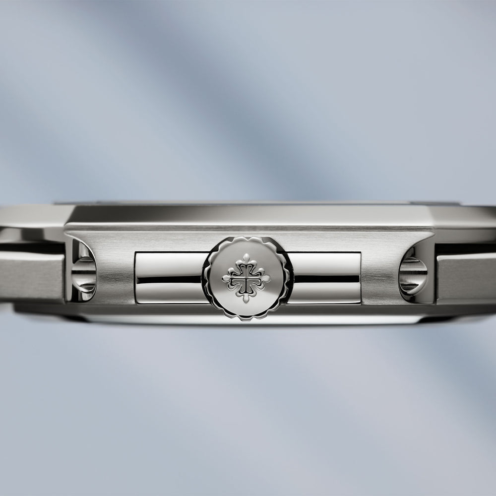 Cubitus Date & Sweep Seconds 5821/1A-001 variant Pursuit