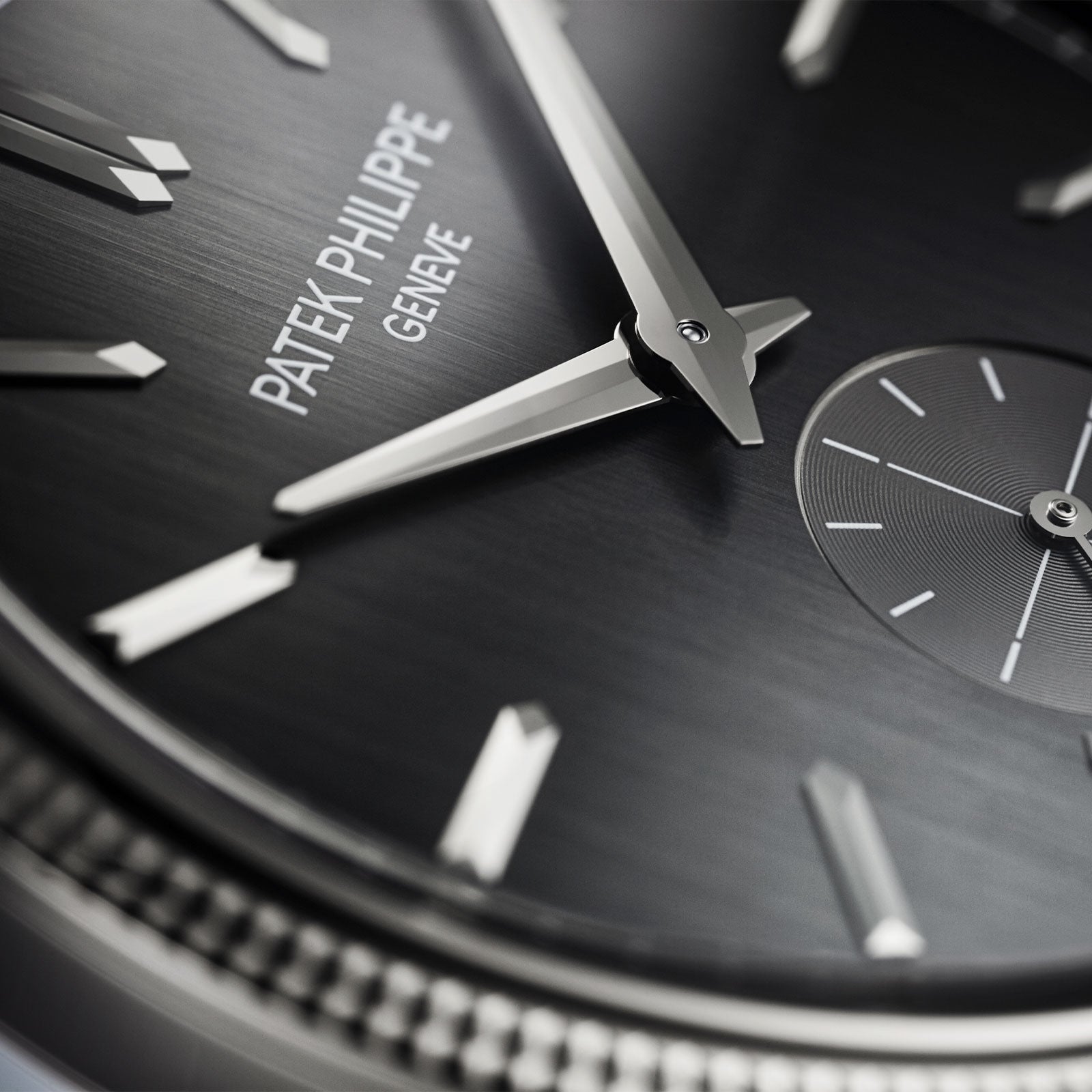 Calatrava Small Seconds 6119G-001 simple Pursuit
