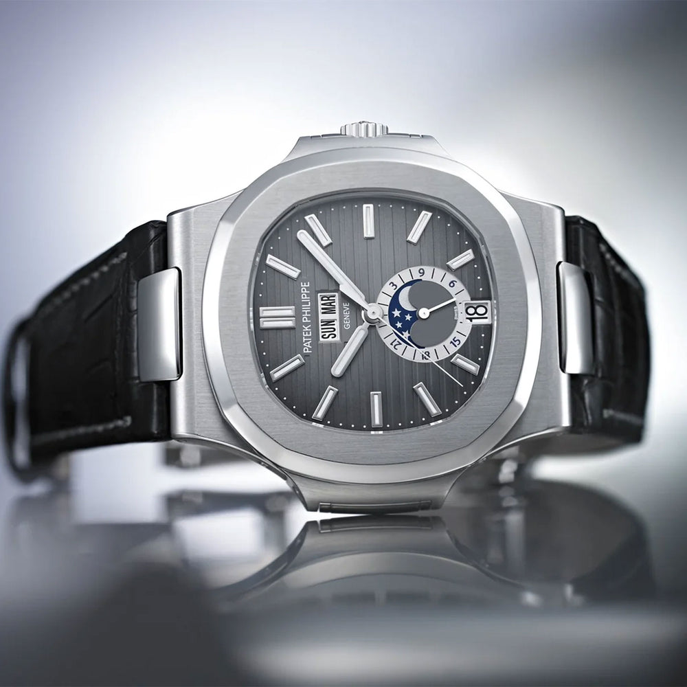 Nautilus Annual Calendar & Moon Phases 5726A-001 variant Pursuit