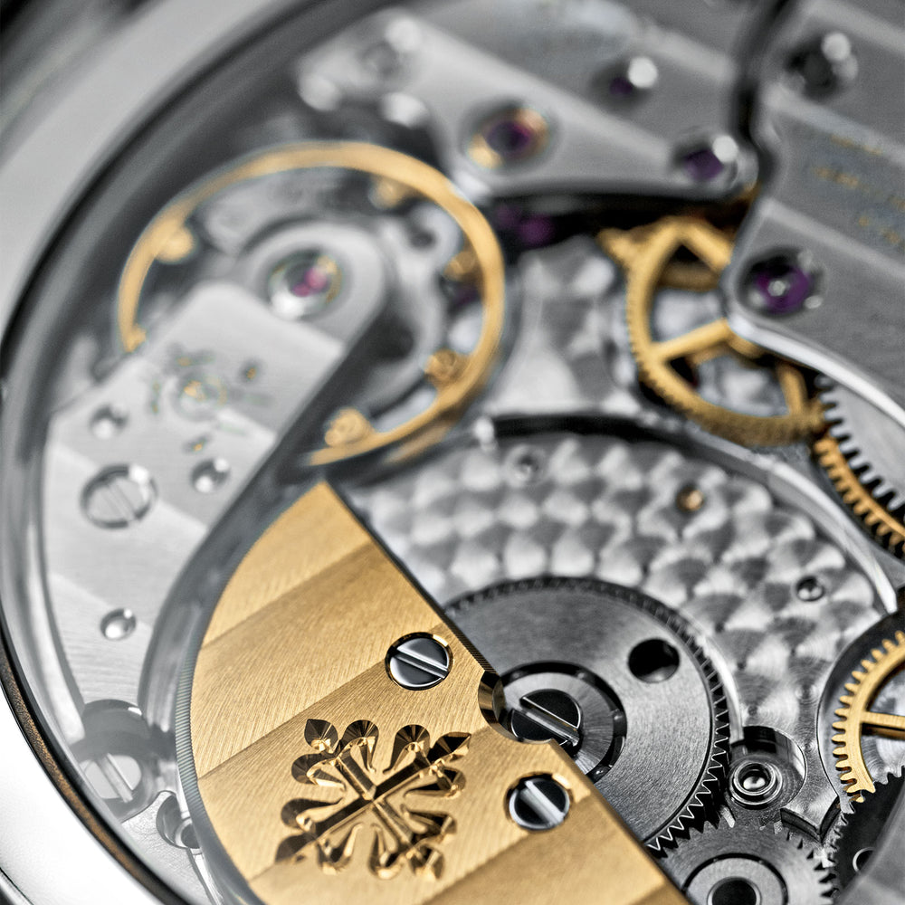Nautilus Perpetual Calendar 5740/1G-001 simple Pursuit