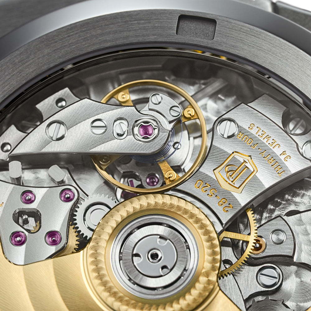 Nautilus Flyback Chronograph Travel Time 5990/1A-011 simple Pursuit