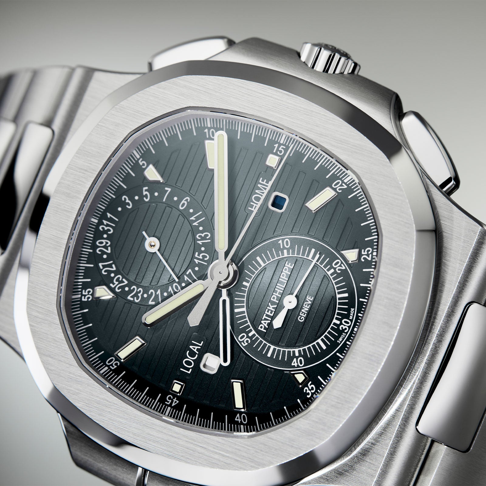Nautilus Flyback Chronograph Travel Time 5990/1A-011 simple Pursuit