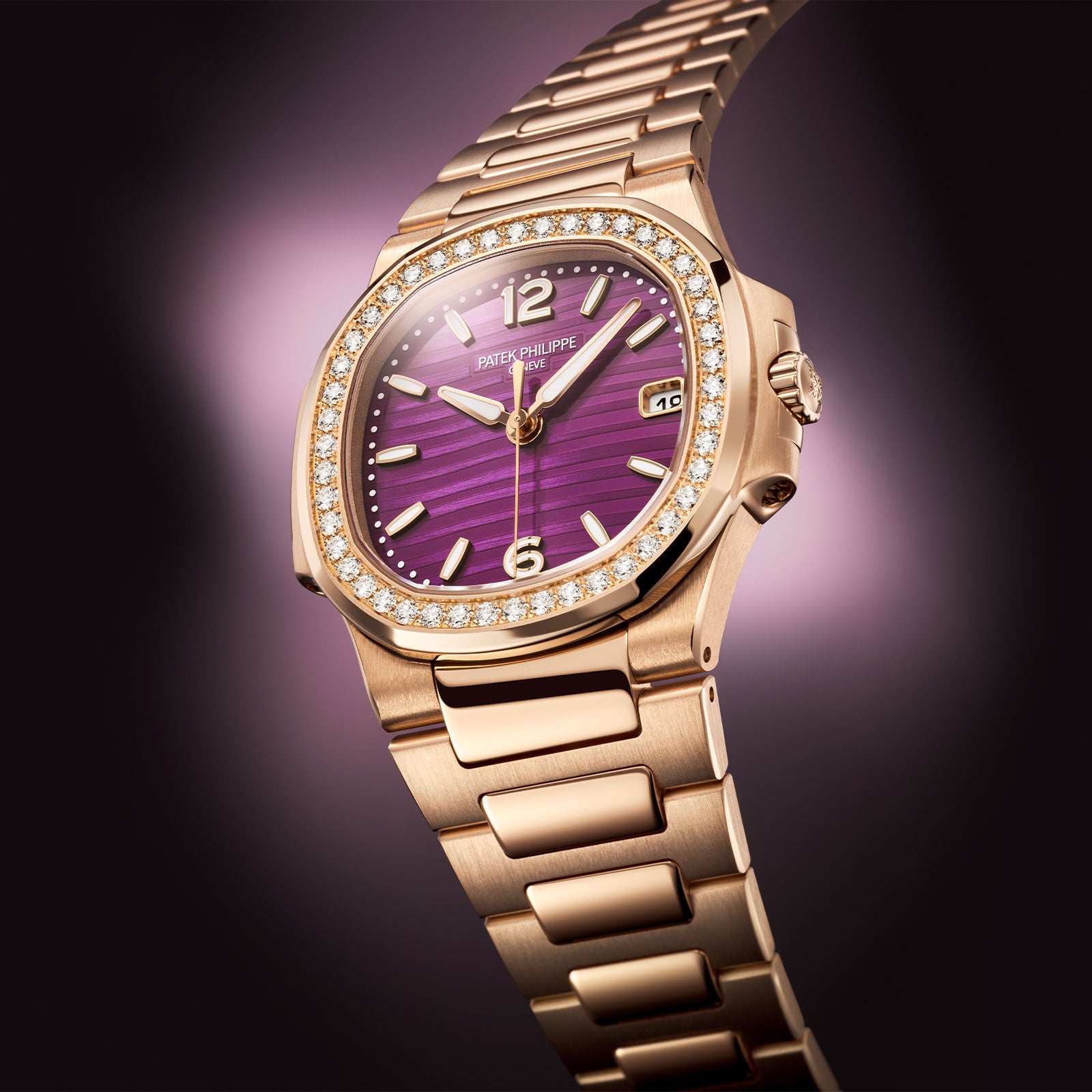 Nautilus Date & Central Seconds 7010/1R-013 simple Pursuit