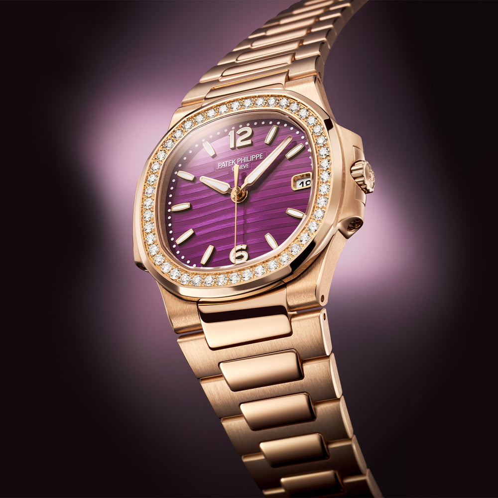 Nautilus Date & Central Seconds 7010/1R-013 simple Pursuit
