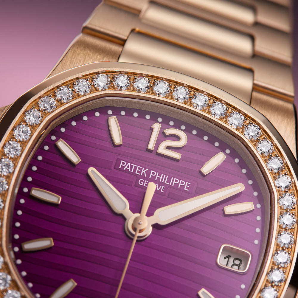 Nautilus Date & Central Seconds 7010/1R-013 simple Pursuit