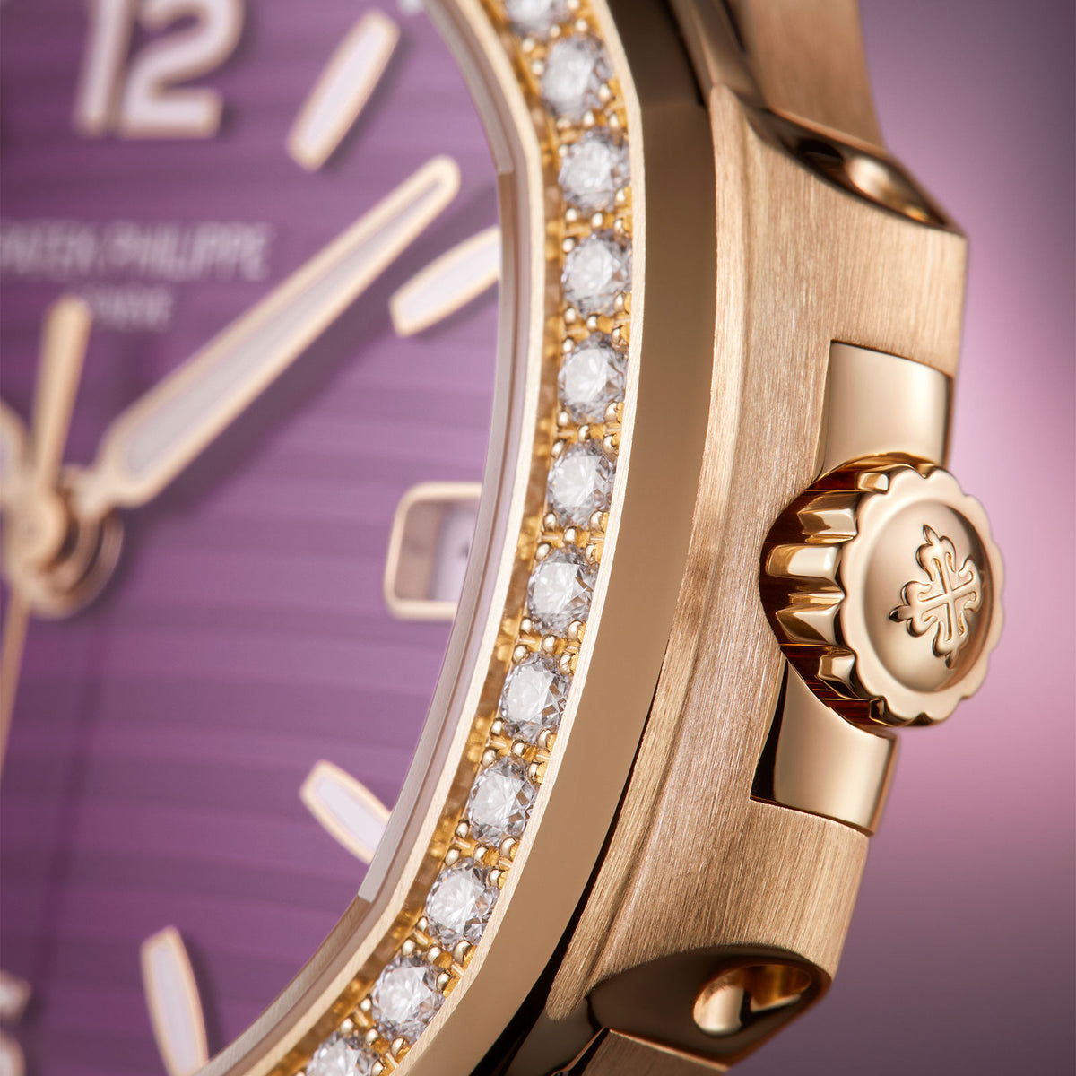 Nautilus Date & Central Seconds 7010R-013 simple Pursuit
