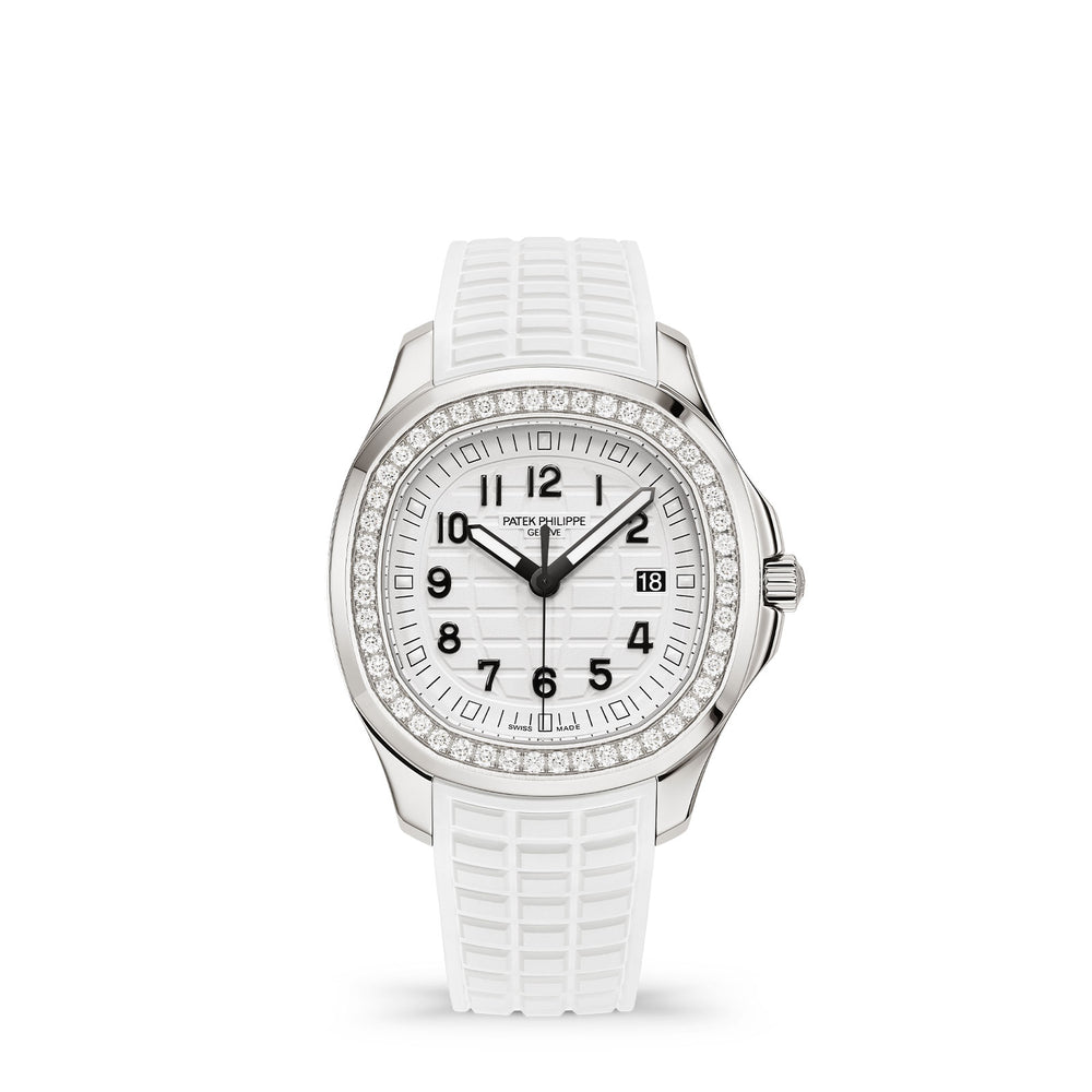 Aquanaut Luce 5267/200A-010 variant Pursuit