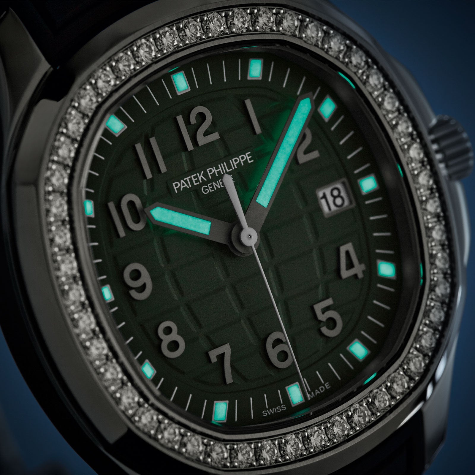 Aquanaut Luce 5267/200A-011 variant Pursuit