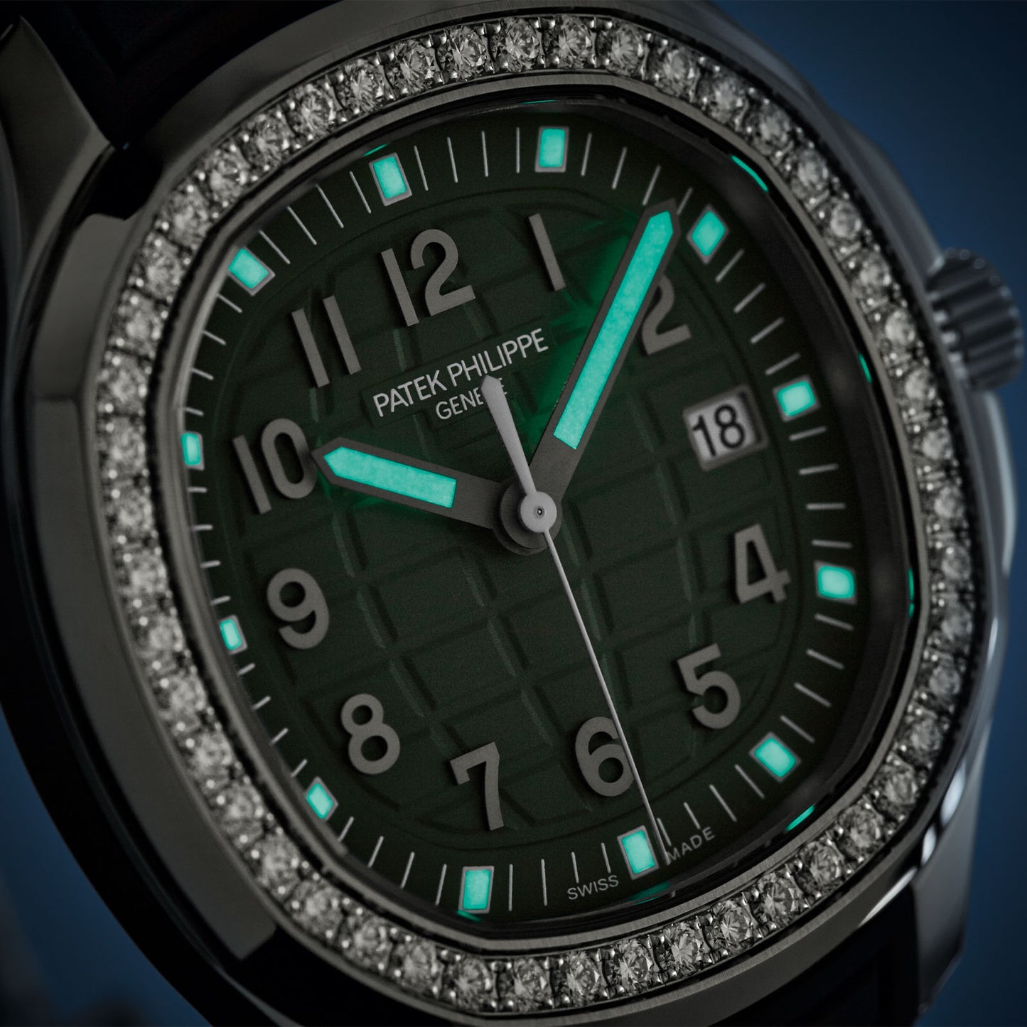 Aquanaut Luce 5267/200A-011 variant Pursuit