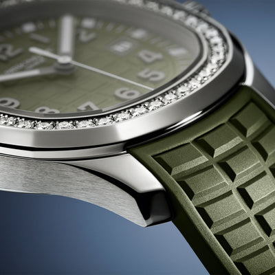 Aquanaut Luce 5267/200A-011 variant Pursuit