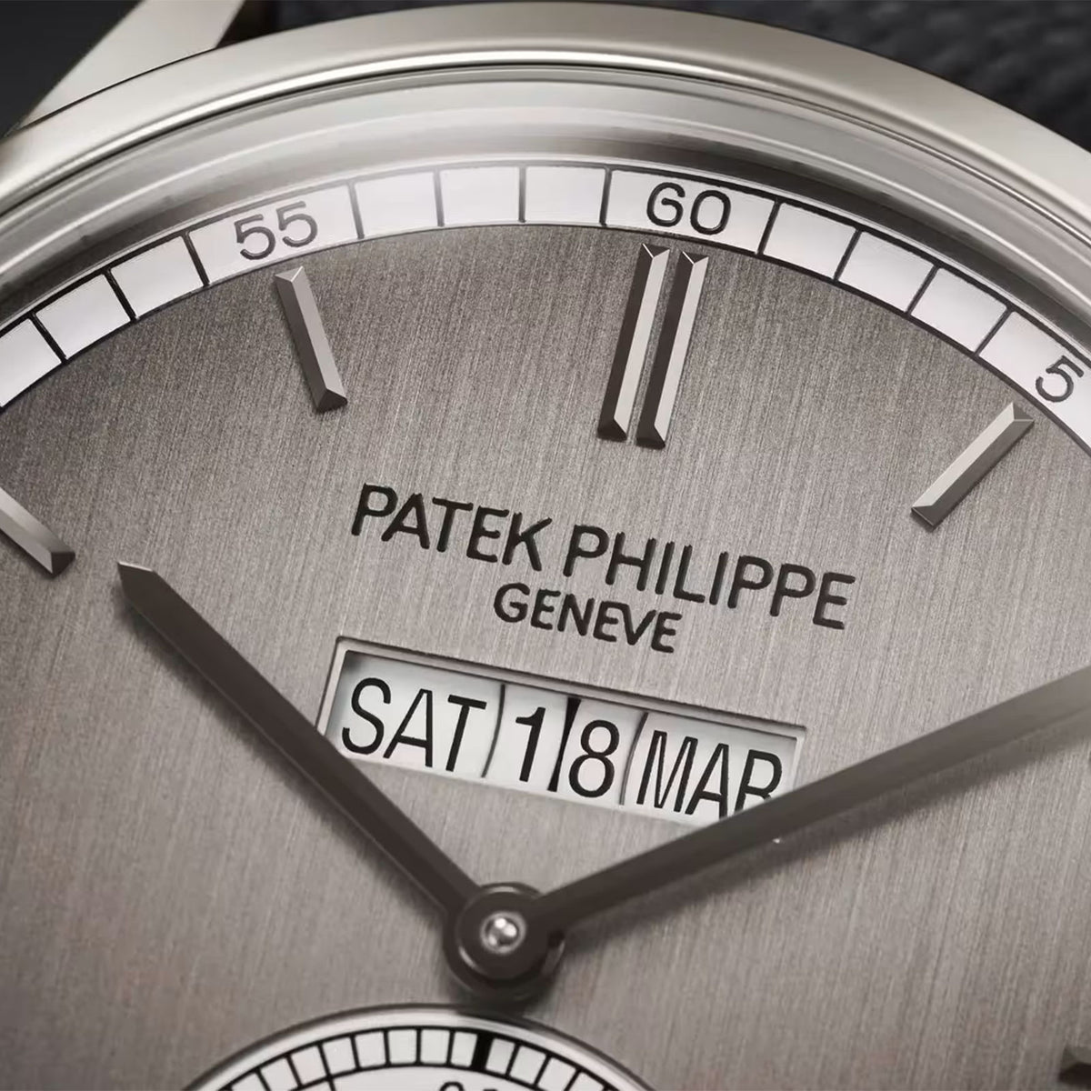 Grand Complications In-Line Perpetual Calendar 5236P-011 simple Pursuit