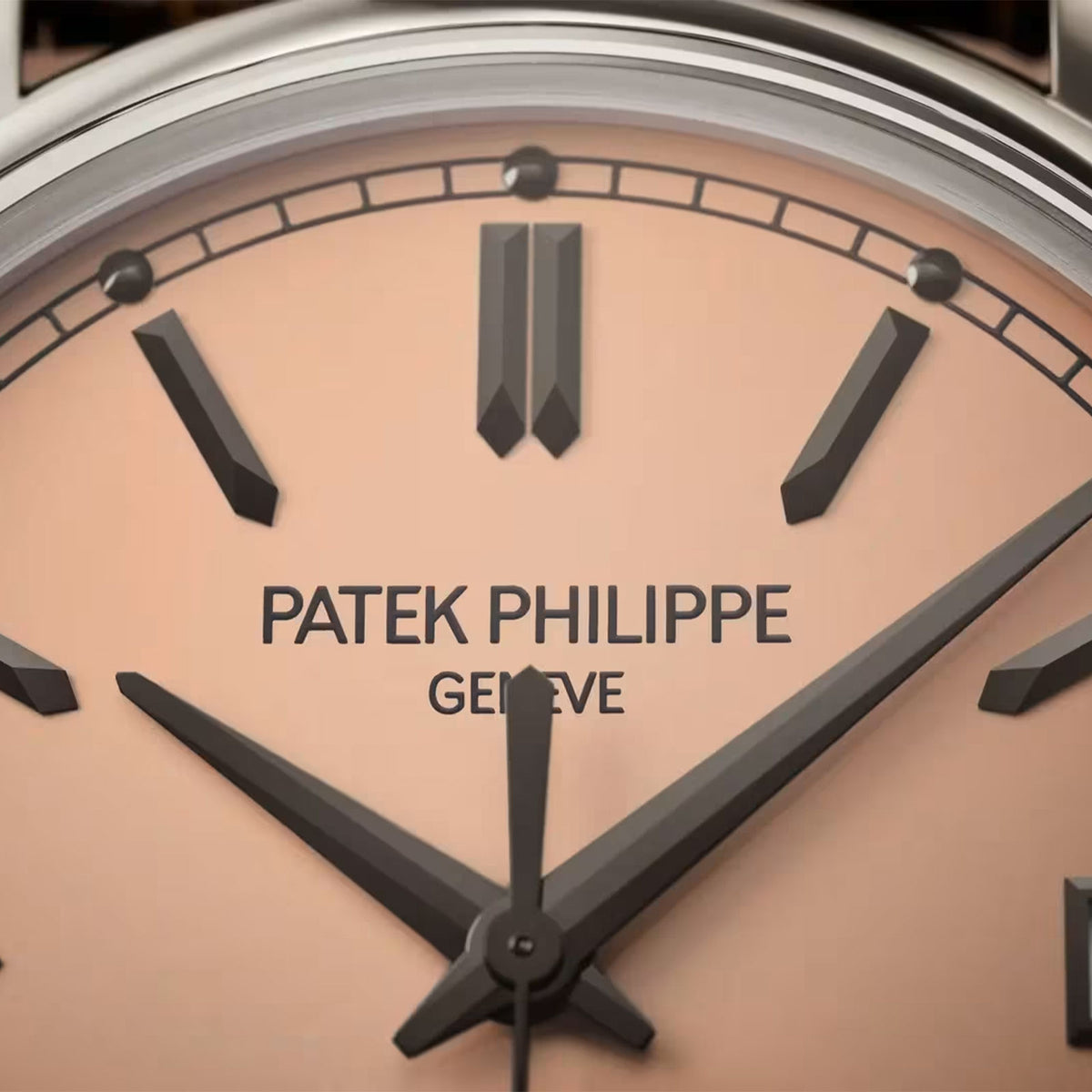 Calatrava Date & Sweep Seconds 5227G-015 variant Pursuit