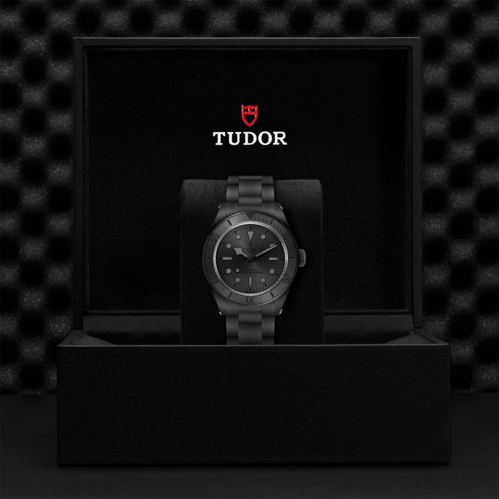 Black Bay Ceramic 41mm simple Pursuit