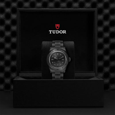 Black Bay Ceramic 41mm variant Pursuit