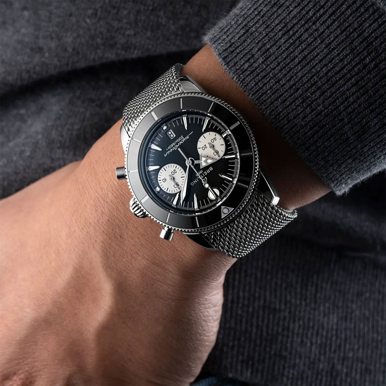 Superocean Heritage B01 Chronograph 42 Special Edition variant Pursuit