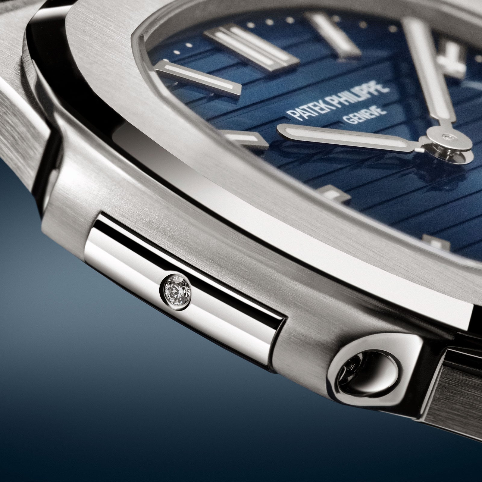 Nautilus 50th Anniversary 5610/1P-001 variant Pursuit