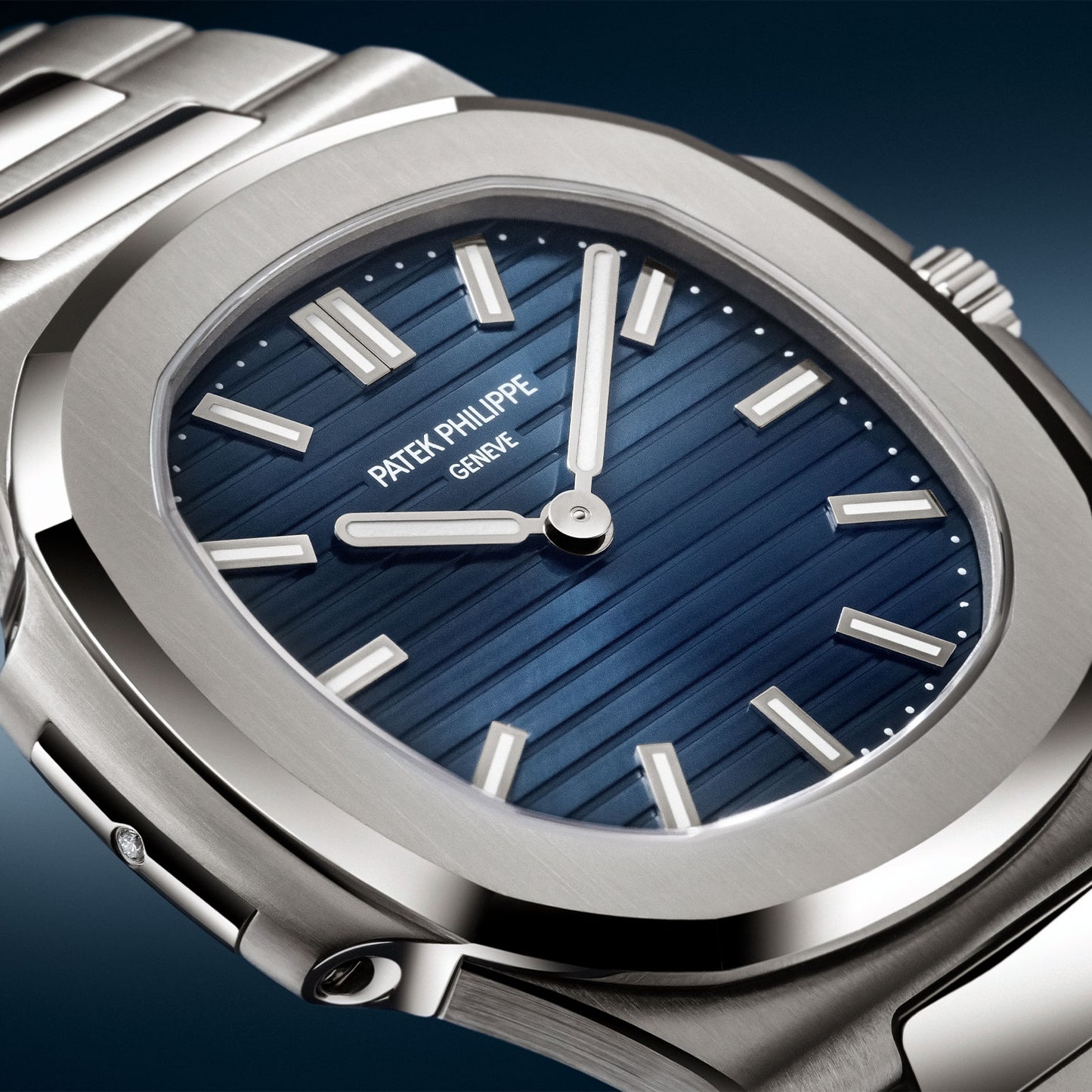 Nautilus 50th Anniversary 5610/1P-001 variant Pursuit
