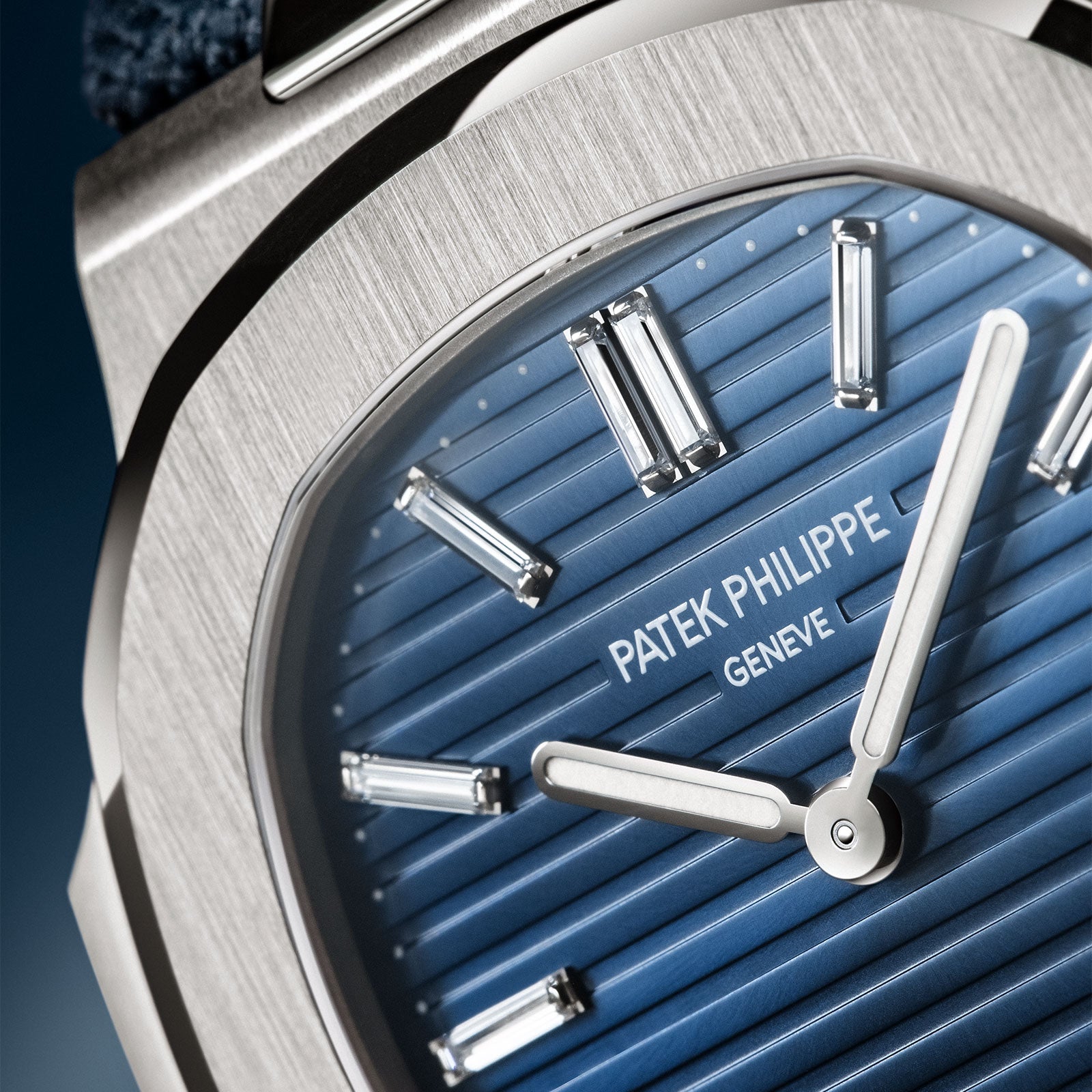 Nautilus 50th Anniversary 5810G-001 simple Pursuit