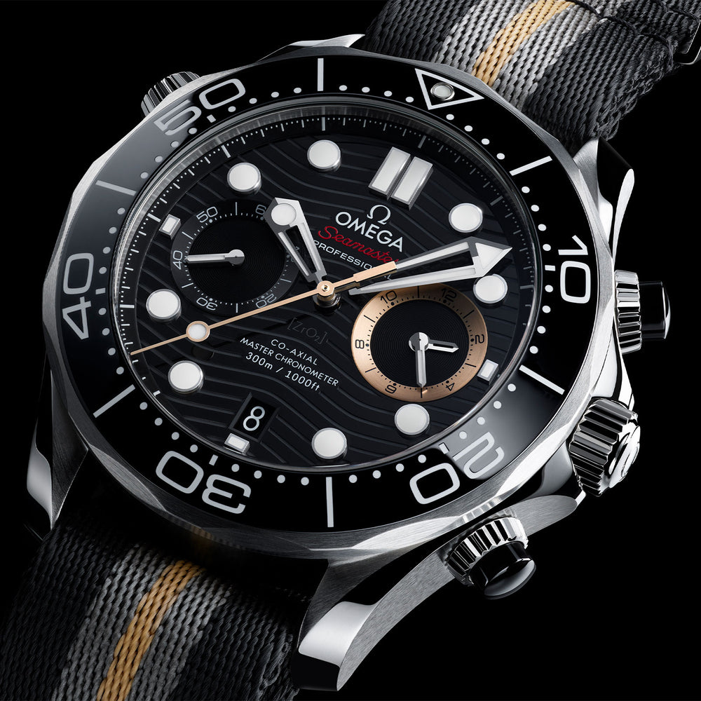 Seamaster Diver 300M Co-Axial Chronograph 44mm 007 First Light simple Pursuit
