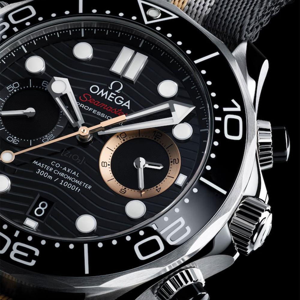 Seamaster Diver 300M Co-Axial Chronograph 44mm 007 First Light simple Pursuit