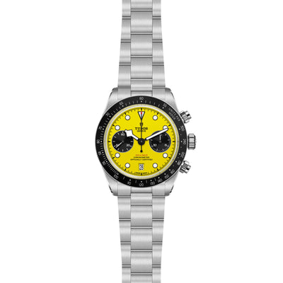 Black Bay Chrono 39 'Bumblebee' 39mm variant Pursuit