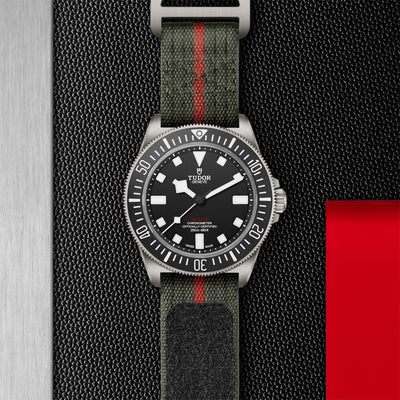 Pelagos FXD 42mm variant Pursuit