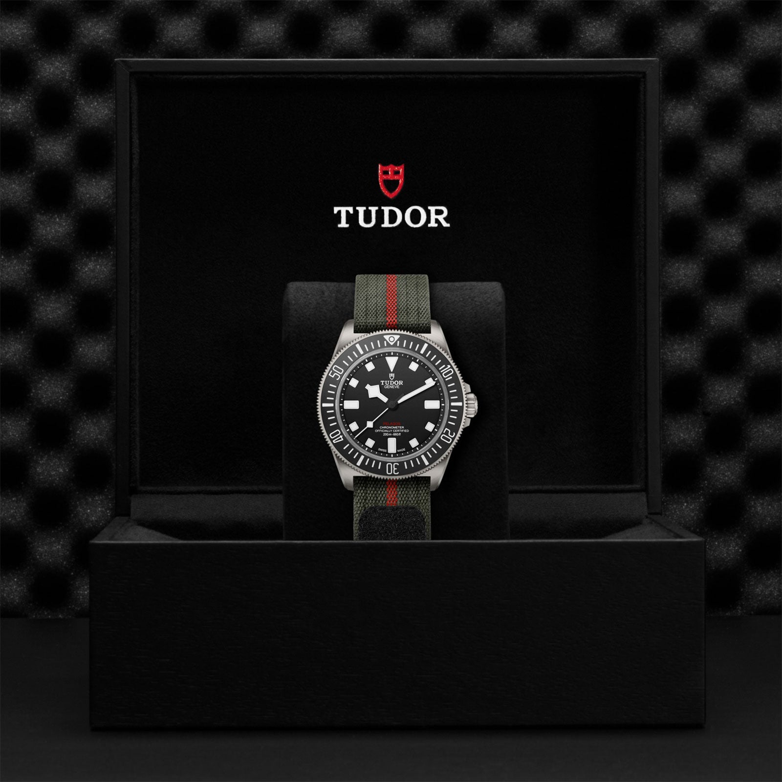 Pelagos FXD 42mm variant Pursuit