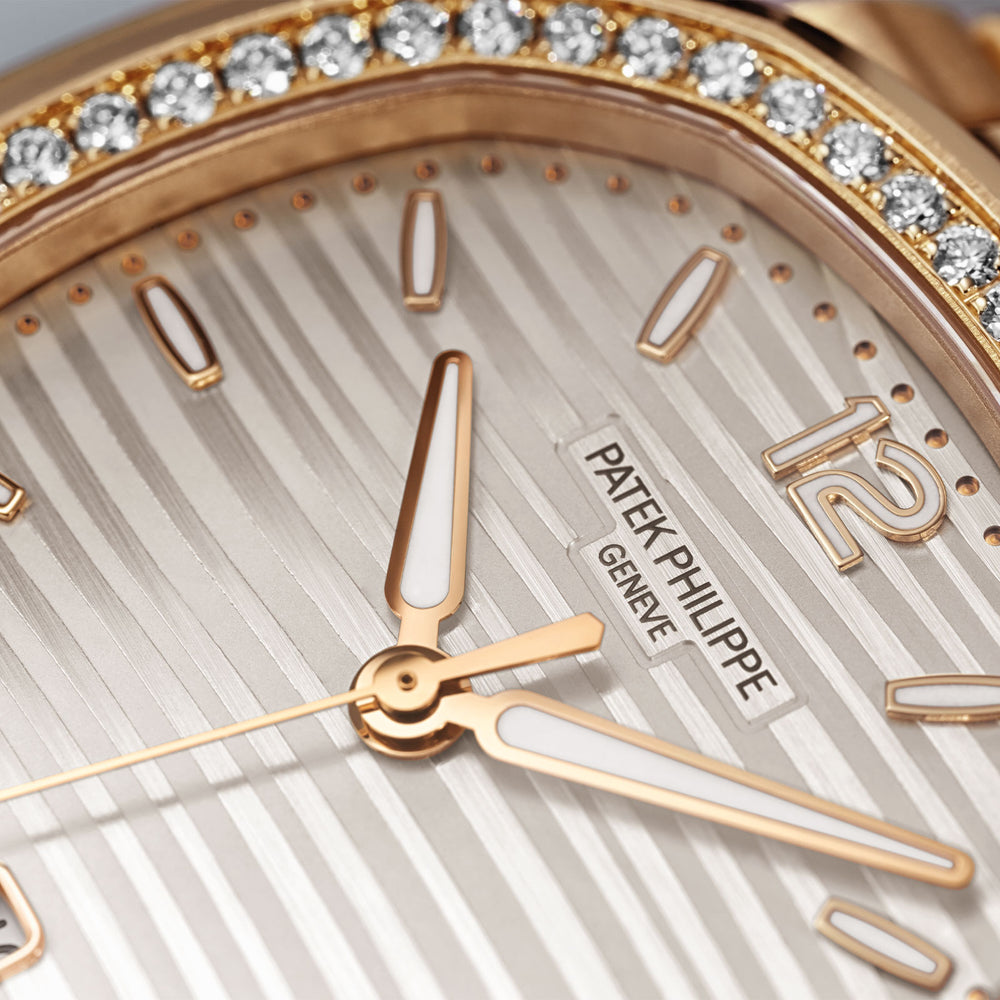 Nautilus Date & Sweep seconds 7118/1200R-001