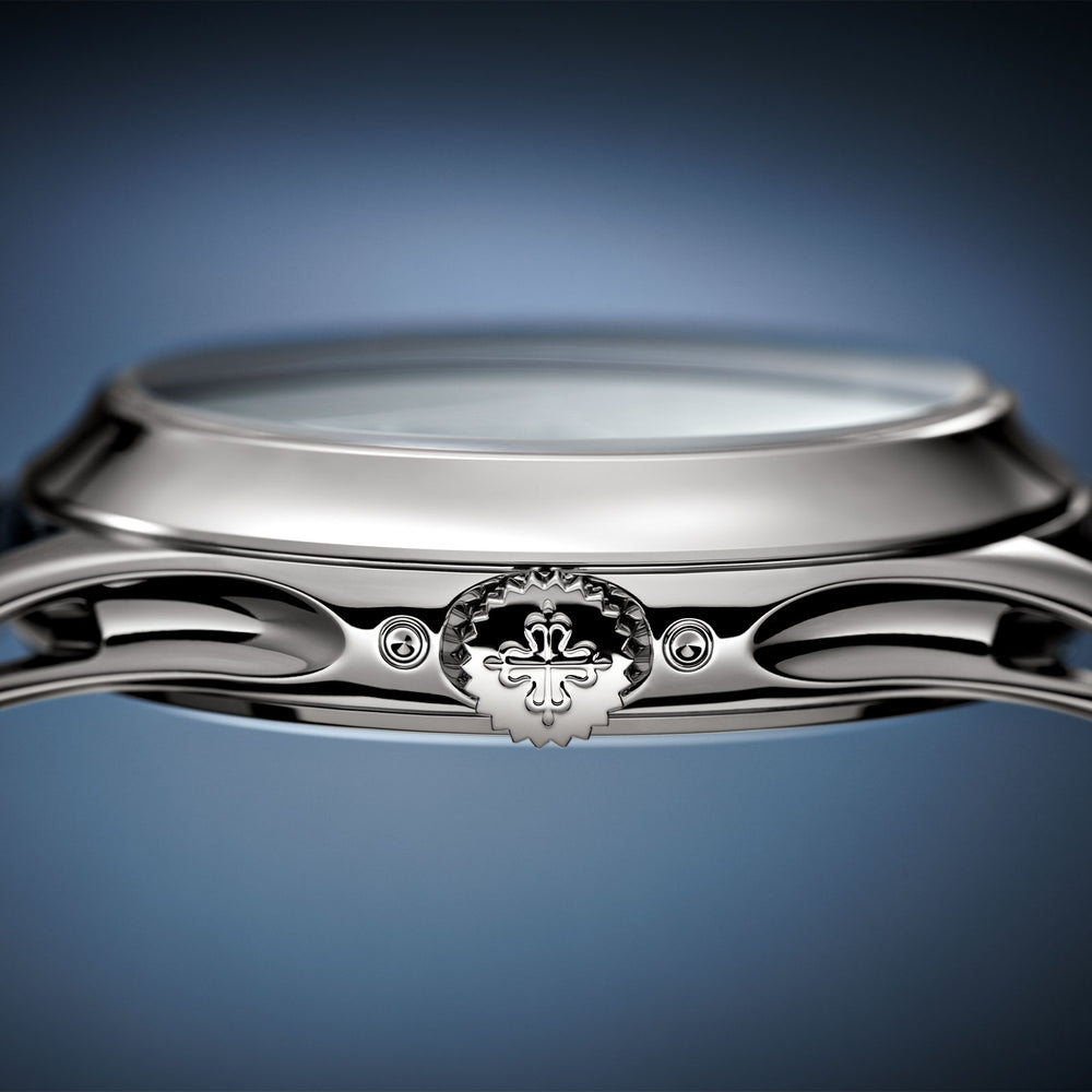 Complications Annual Calendar & Moon Phases 5205G-013