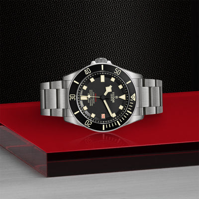 Pelagos LHD 42mm variant Pursuit