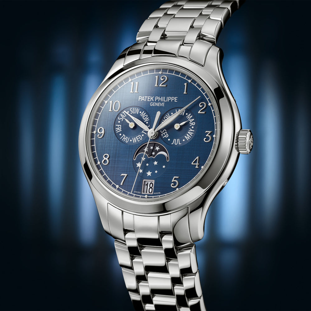 Complications Annual Calendar & Moon Phases variant Pursuit