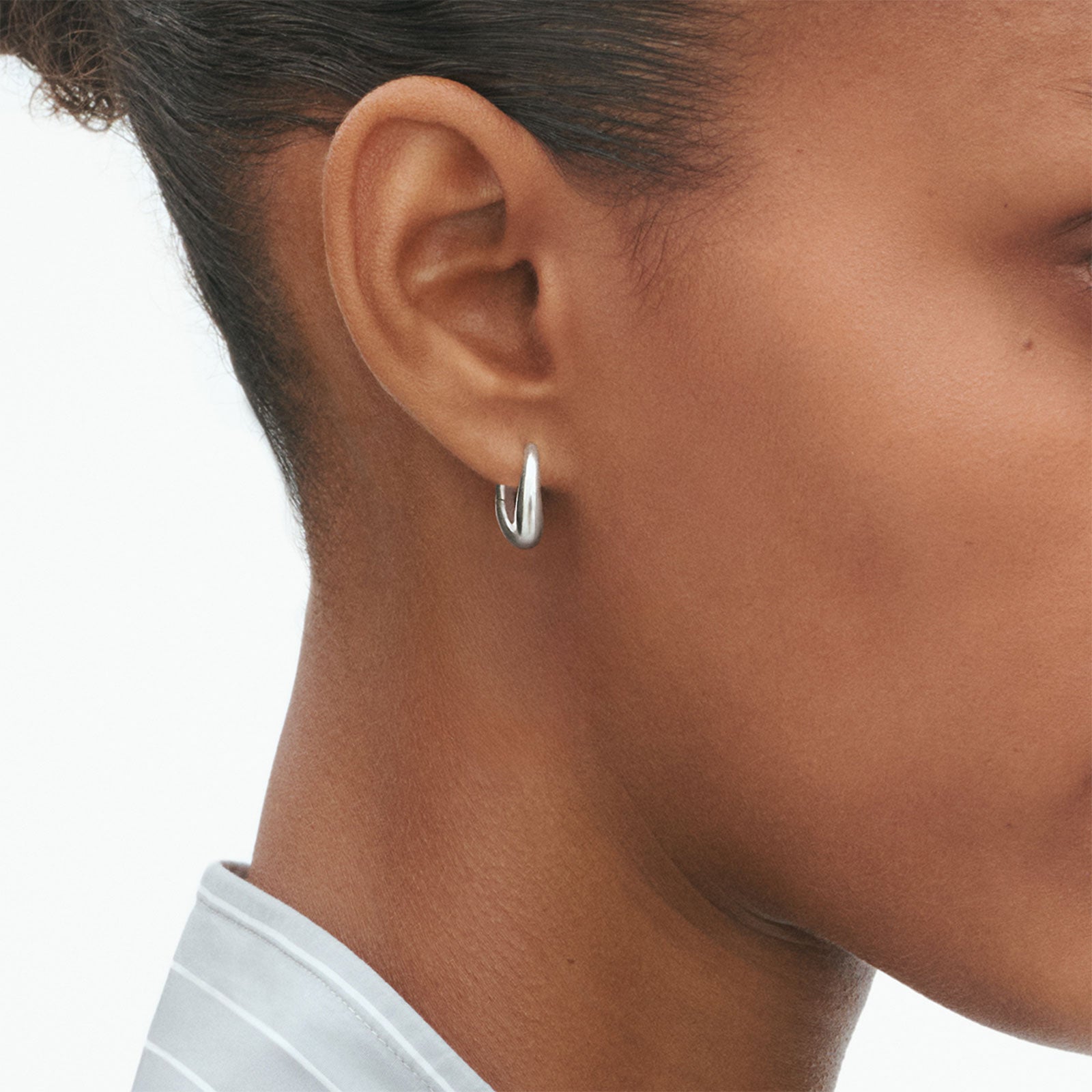 Offspring Silver Medium Earrings simple Pursuit