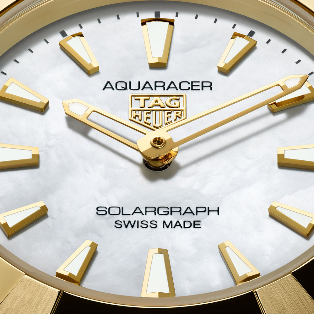 Aquaracer Professional 100 Solargraph Quartz 28mm simple Pursuit