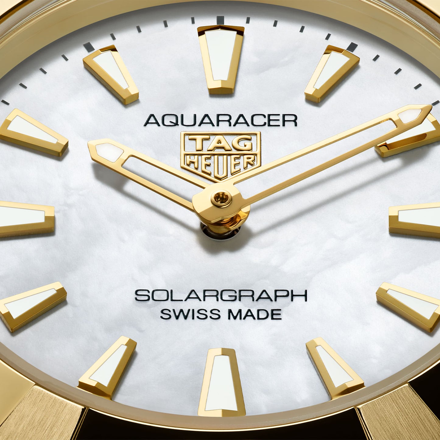 Aquaracer Professional 100 Solargraph Quartz 28mm simple Pursuit