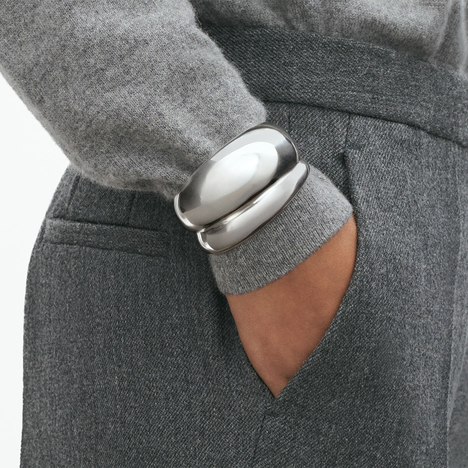 Curve Silver Wide Bangle