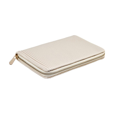 Bella Jewellery Portfolio - Bone simple Pursuit