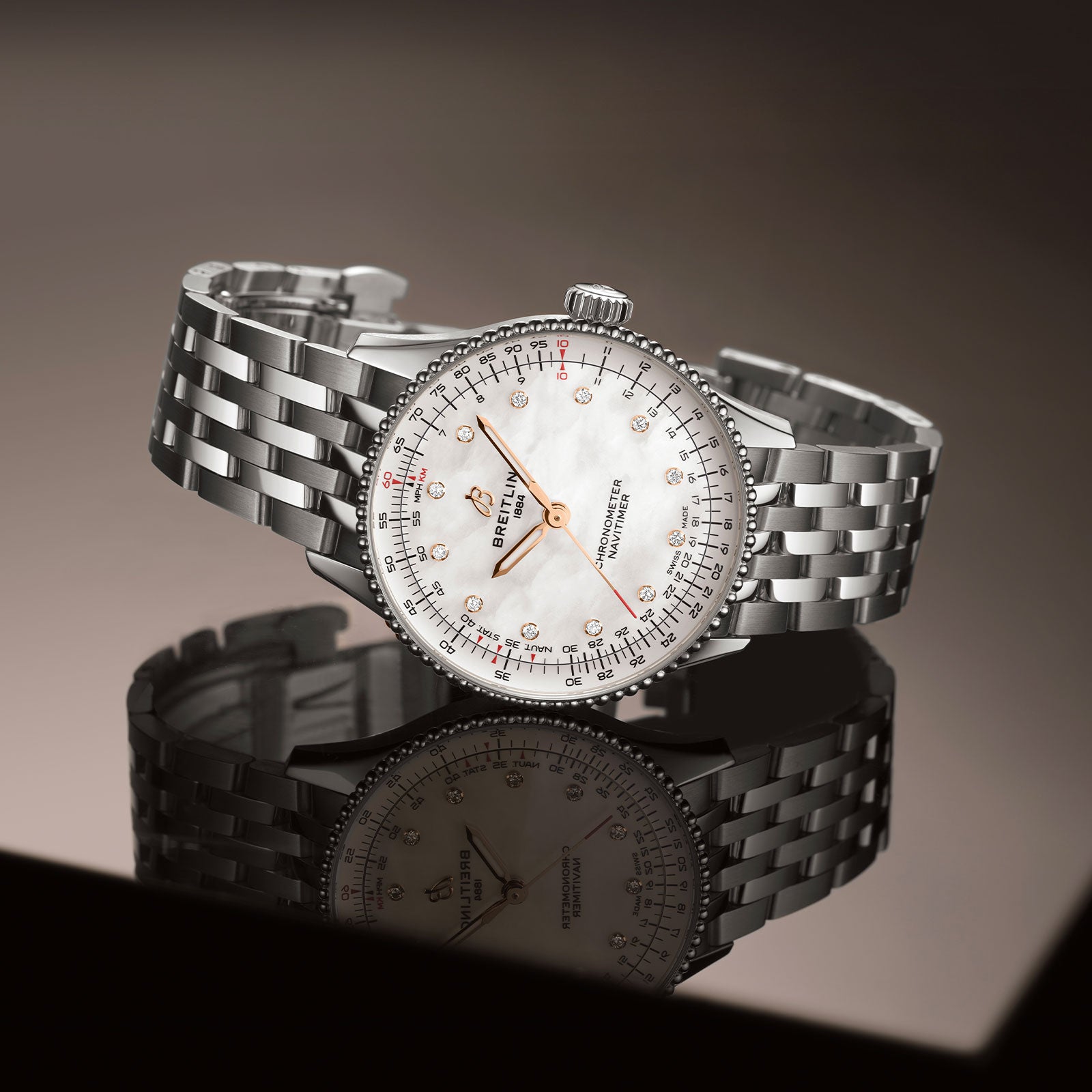 Navitimer Automatic 36 UK Edition variant Pursuit